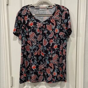 Will pass as NEW -MISSLOOK Black and Pink Floral Short Sleeve Tee